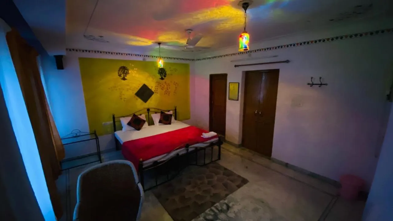 Kesar Palace Otel Udaipur