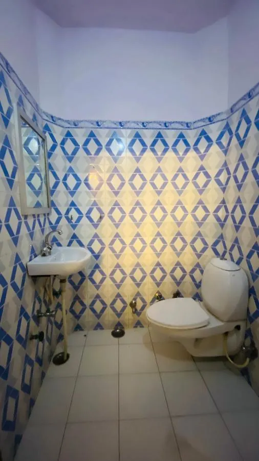 Kesar Palace Otel Udaipur 2*,  Hindistan