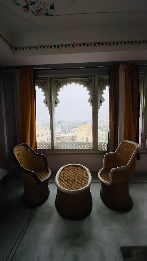 Kesar Palace Otel Udaipur